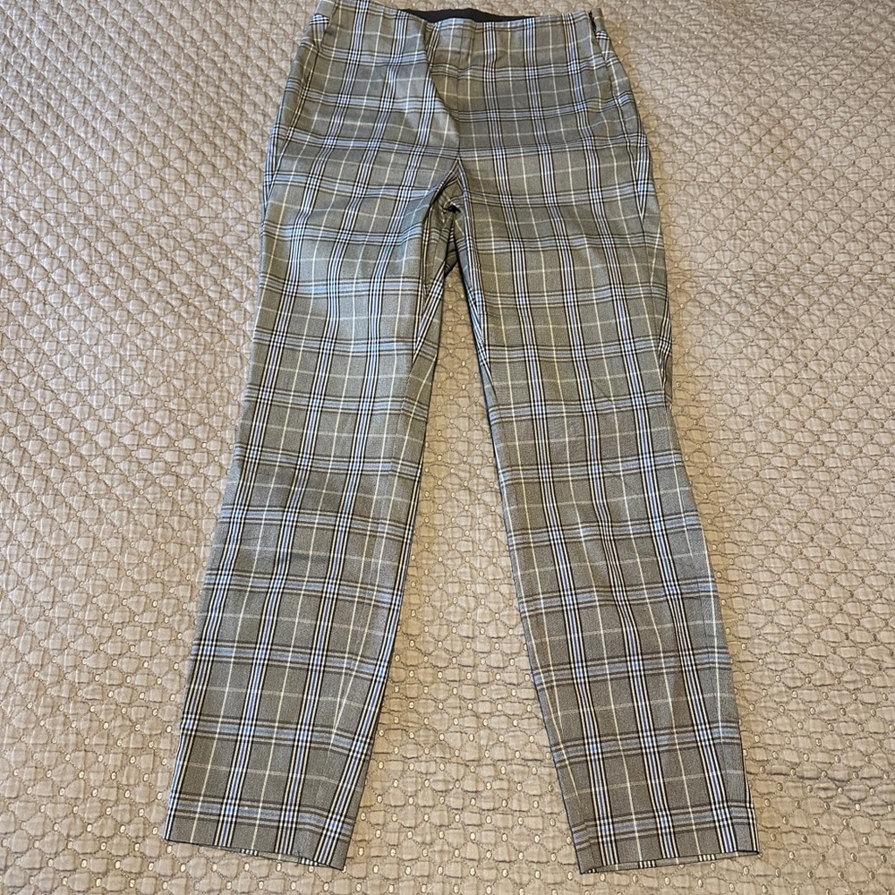Women’s Plaid Pants - Gray